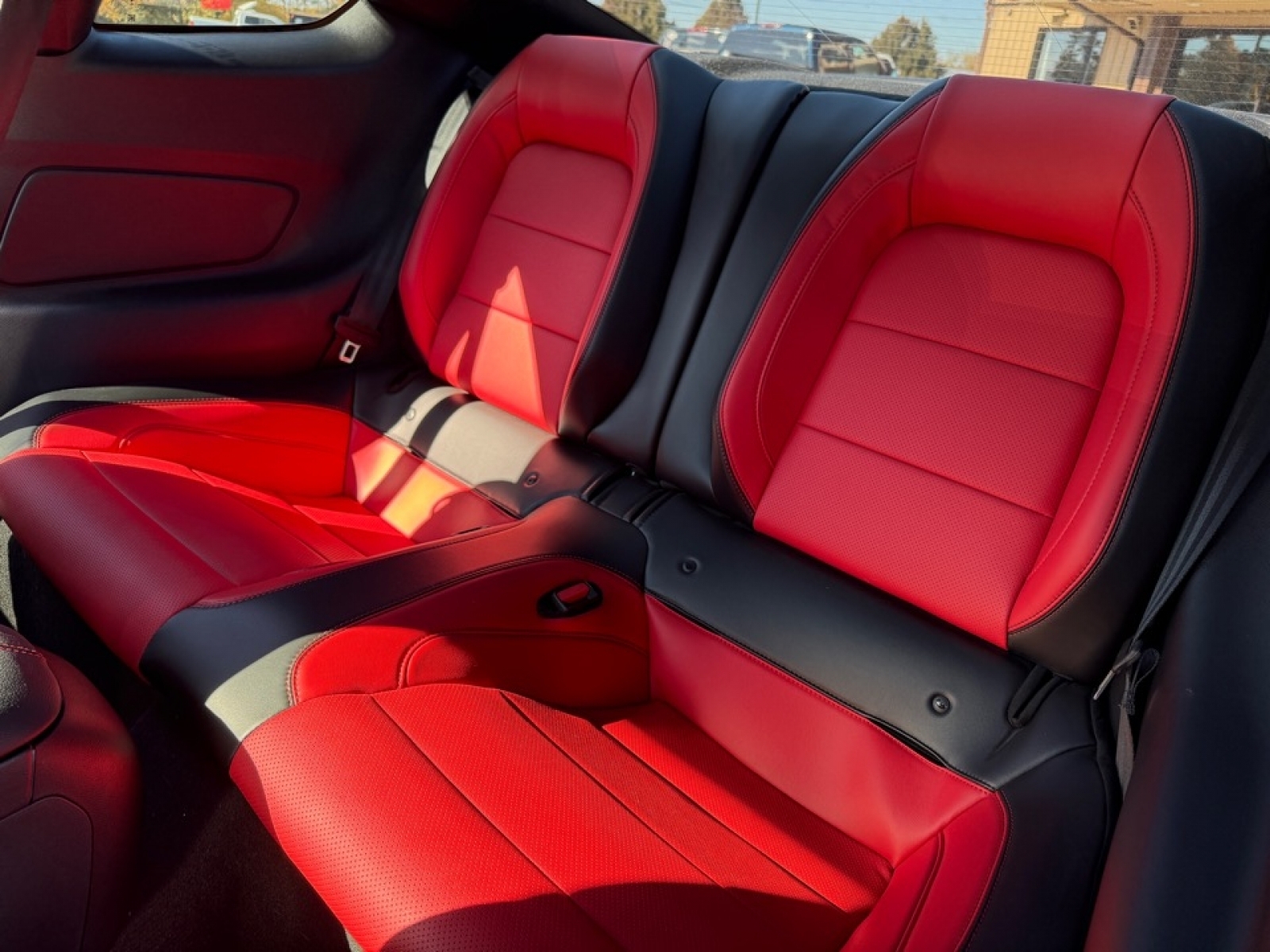 2022 Ford Mustang GT Premium, 39147, Photo