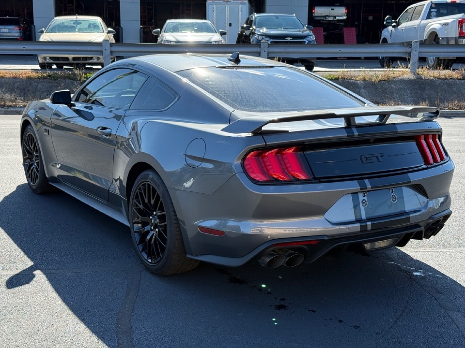 2022 Ford Mustang GT Premium, 39147, Photo