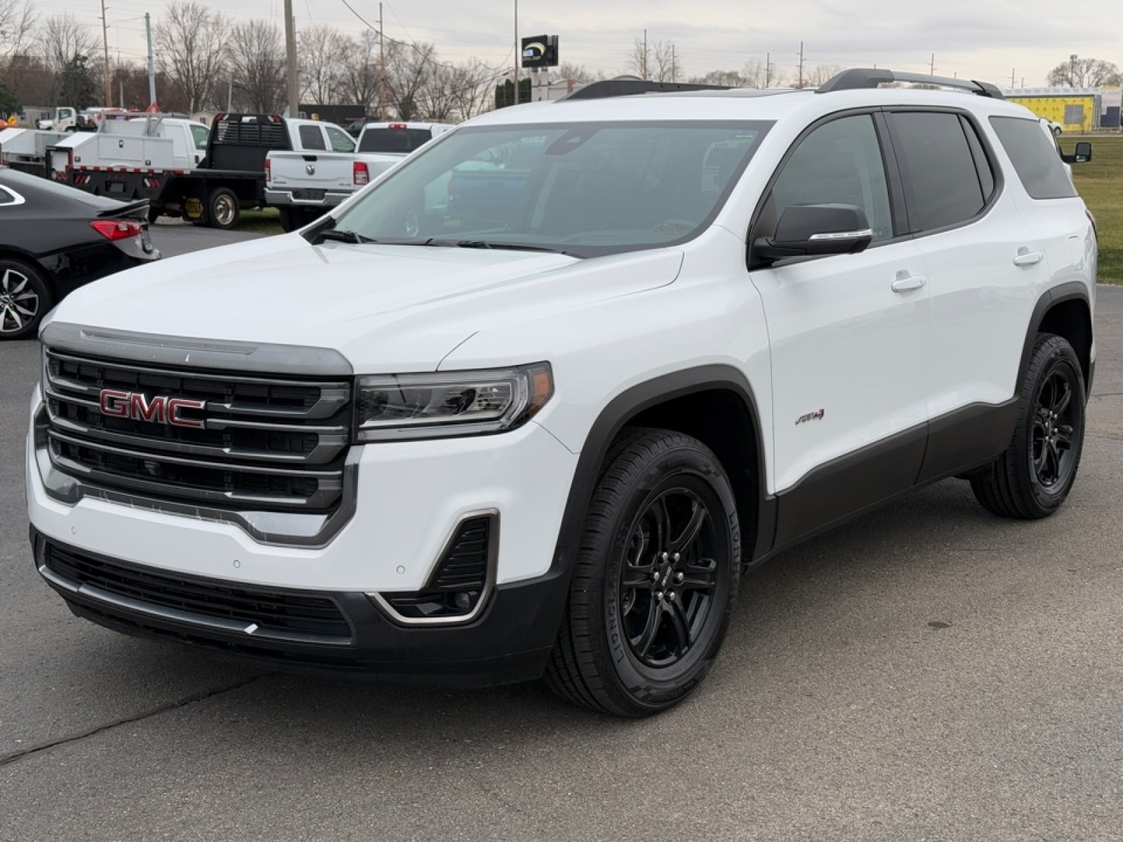 2022 GMC Acadia image