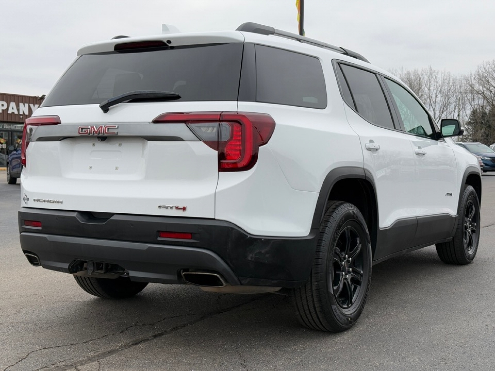 2022 GMC Acadia image