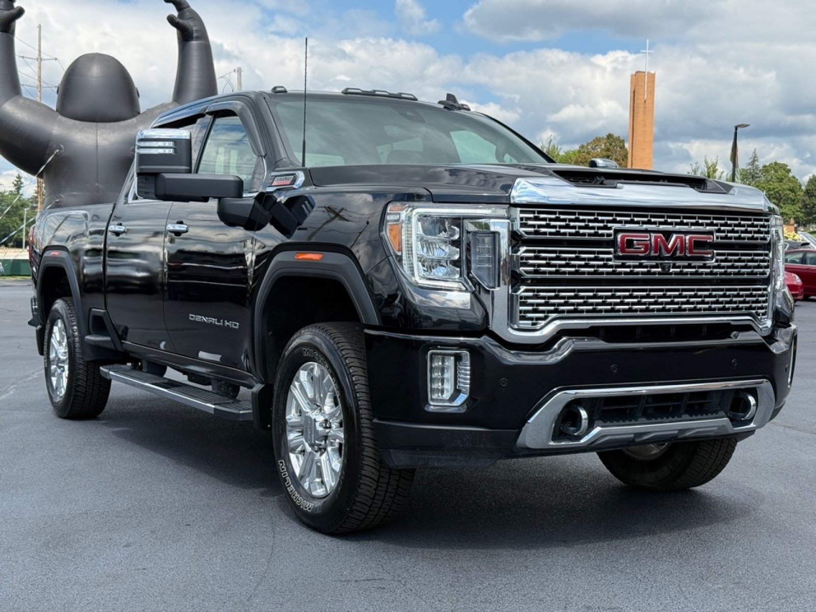 Image of 2022 GMC Sierra 2500HD 4WD Crew Cab Standard Bed Denali