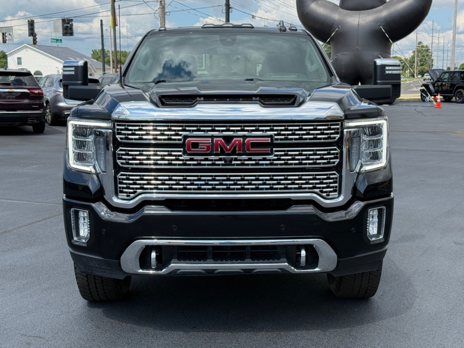 Image of 2022 GMC Sierra 2500HD 4WD Crew Cab Standard Bed Denali