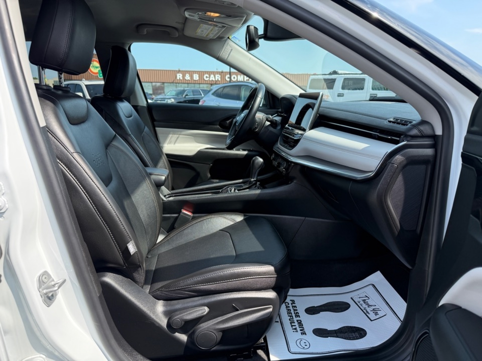 2022 Jeep Compass Limited photo 7
