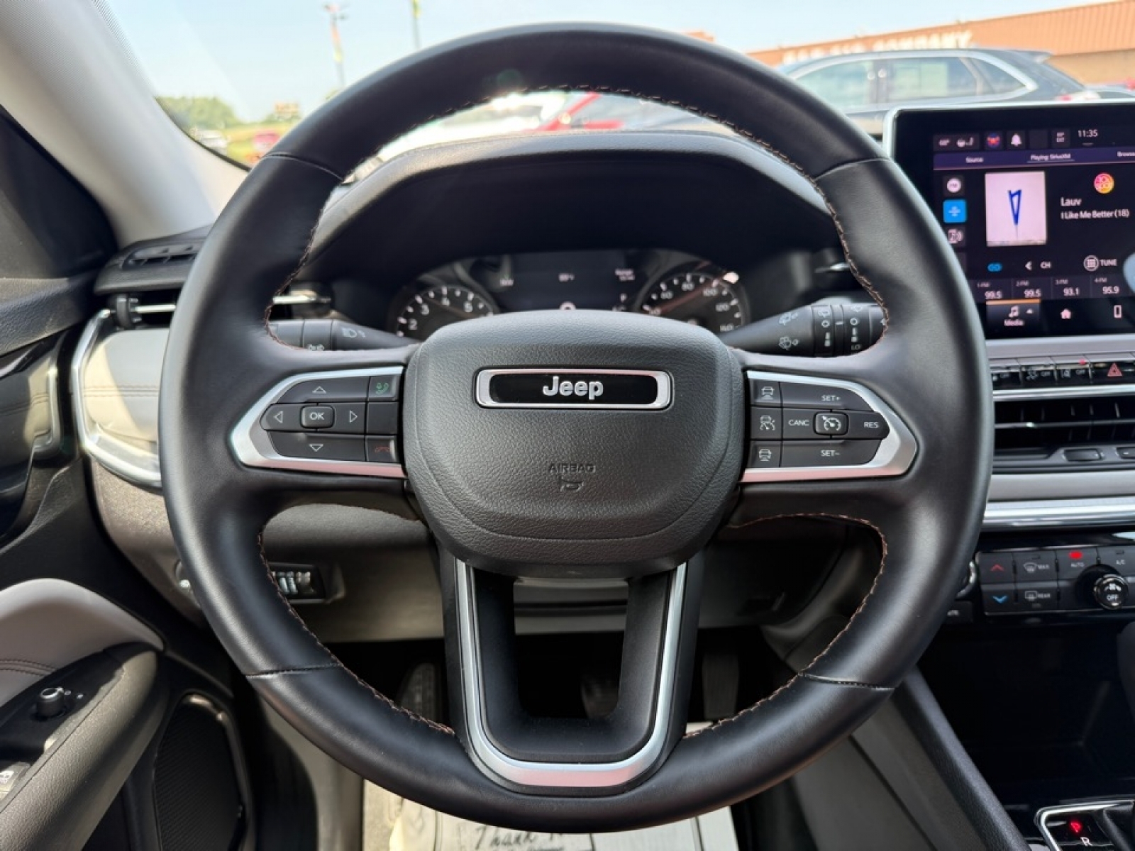 2022 Jeep Compass Limited photo 17