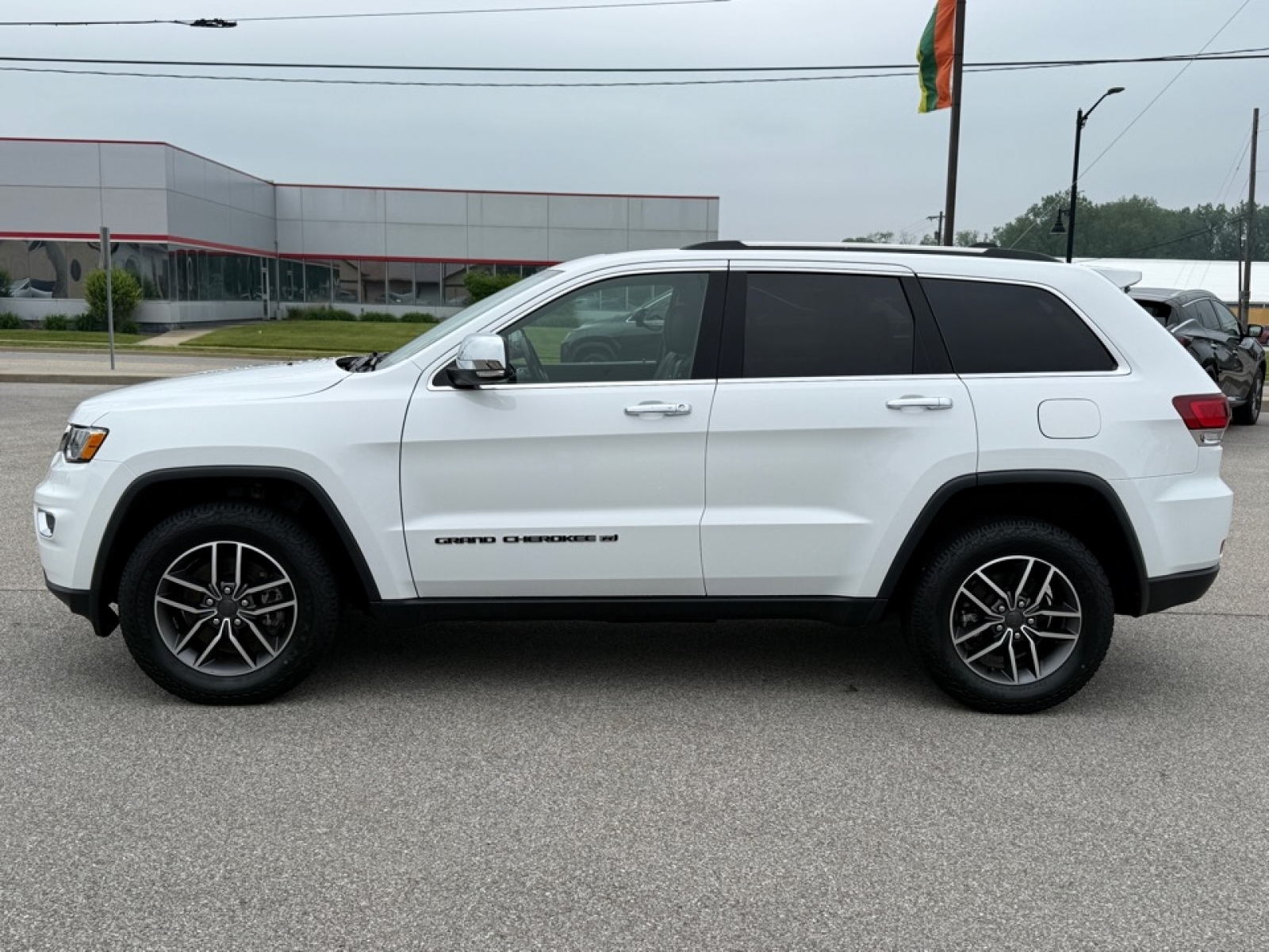 2022 Jeep Cherokee Limited photo 3