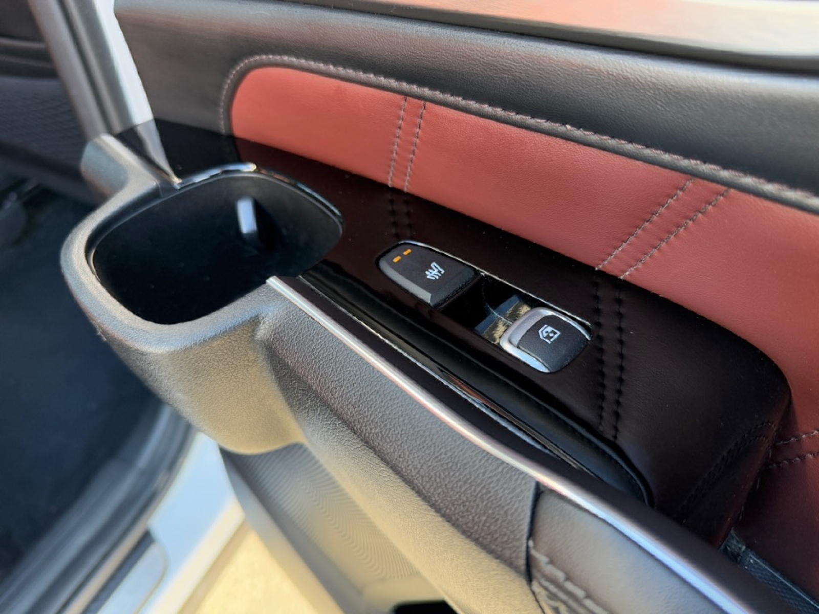 2022 Kia Sorento SX PRESTIGE, 37922, Photo