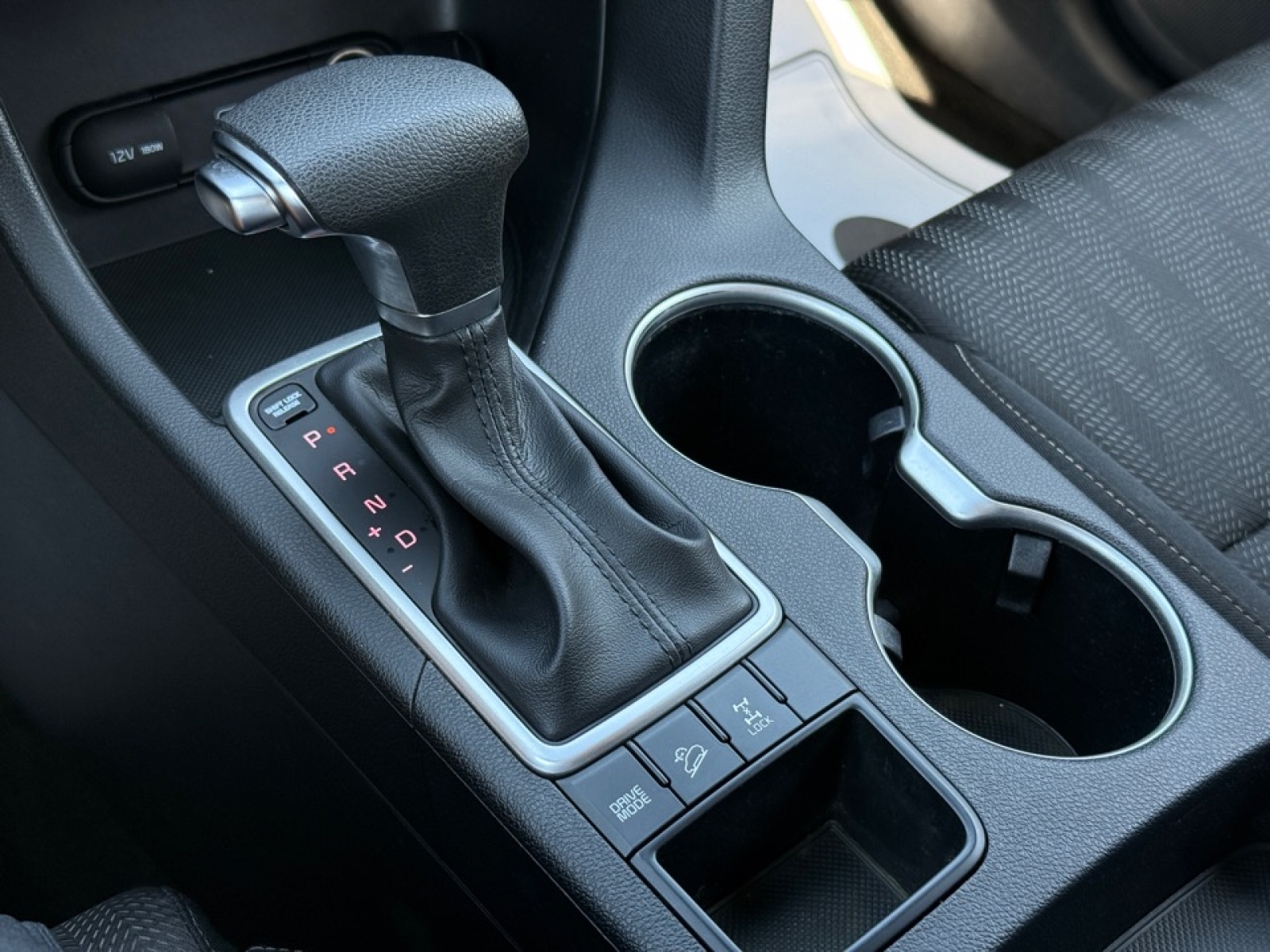 2022 Kia Sportage LX photo 28