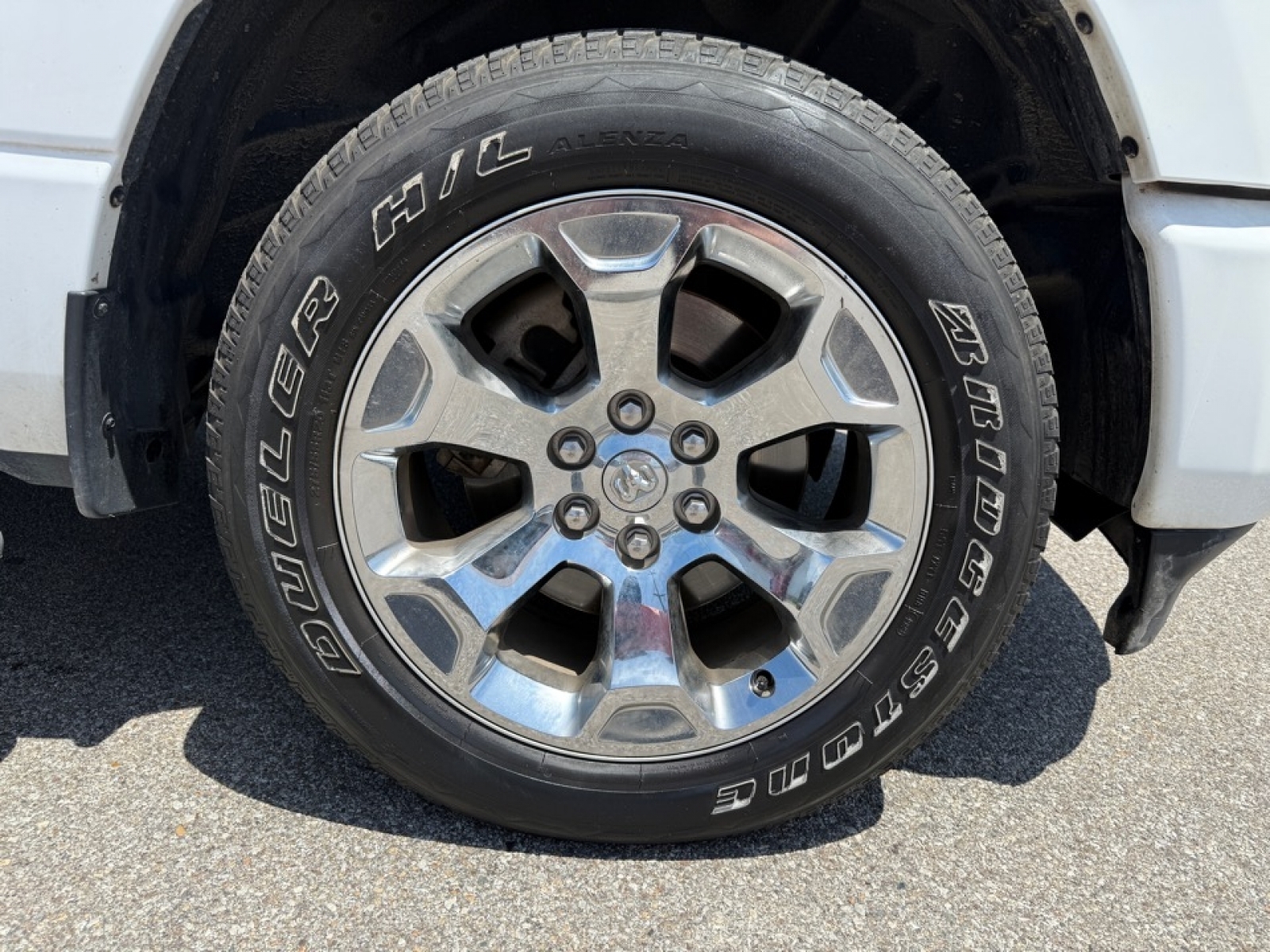 2022 Ram 1500 Big Horn Crew Cab 4x4 5'7