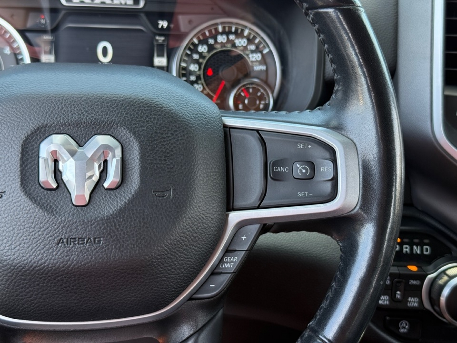 2022 Ram 1500 Big Horn Crew Cab 4x4 5'7