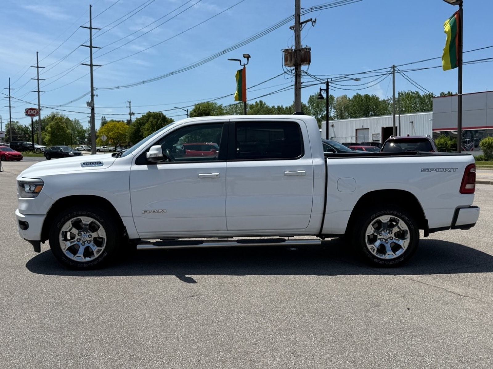 2022 Ram 1500 Big Horn Crew Cab 4x4 5'7