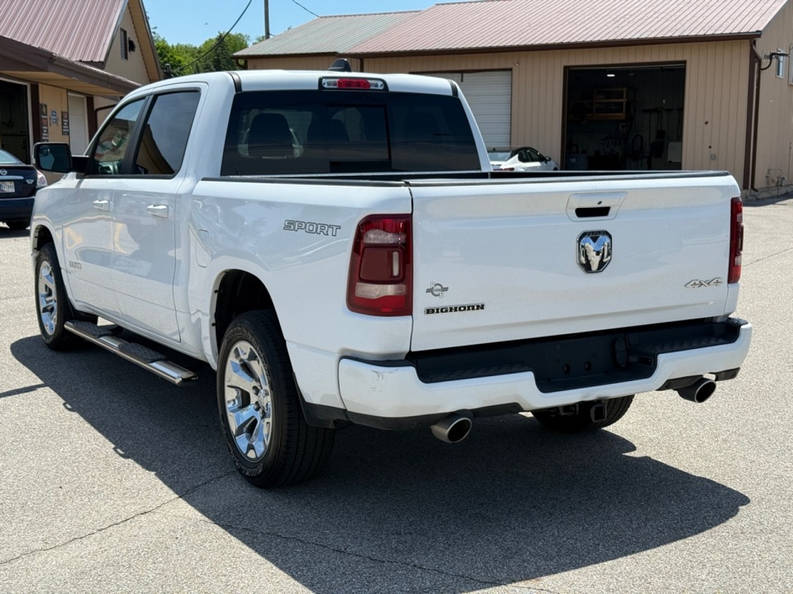 2022 Ram 1500 Big Horn Crew Cab 4x4 5'7