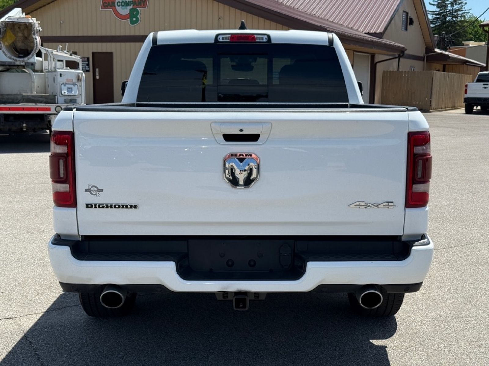 2022 Ram 1500 Big Horn Crew Cab 4x4 5'7