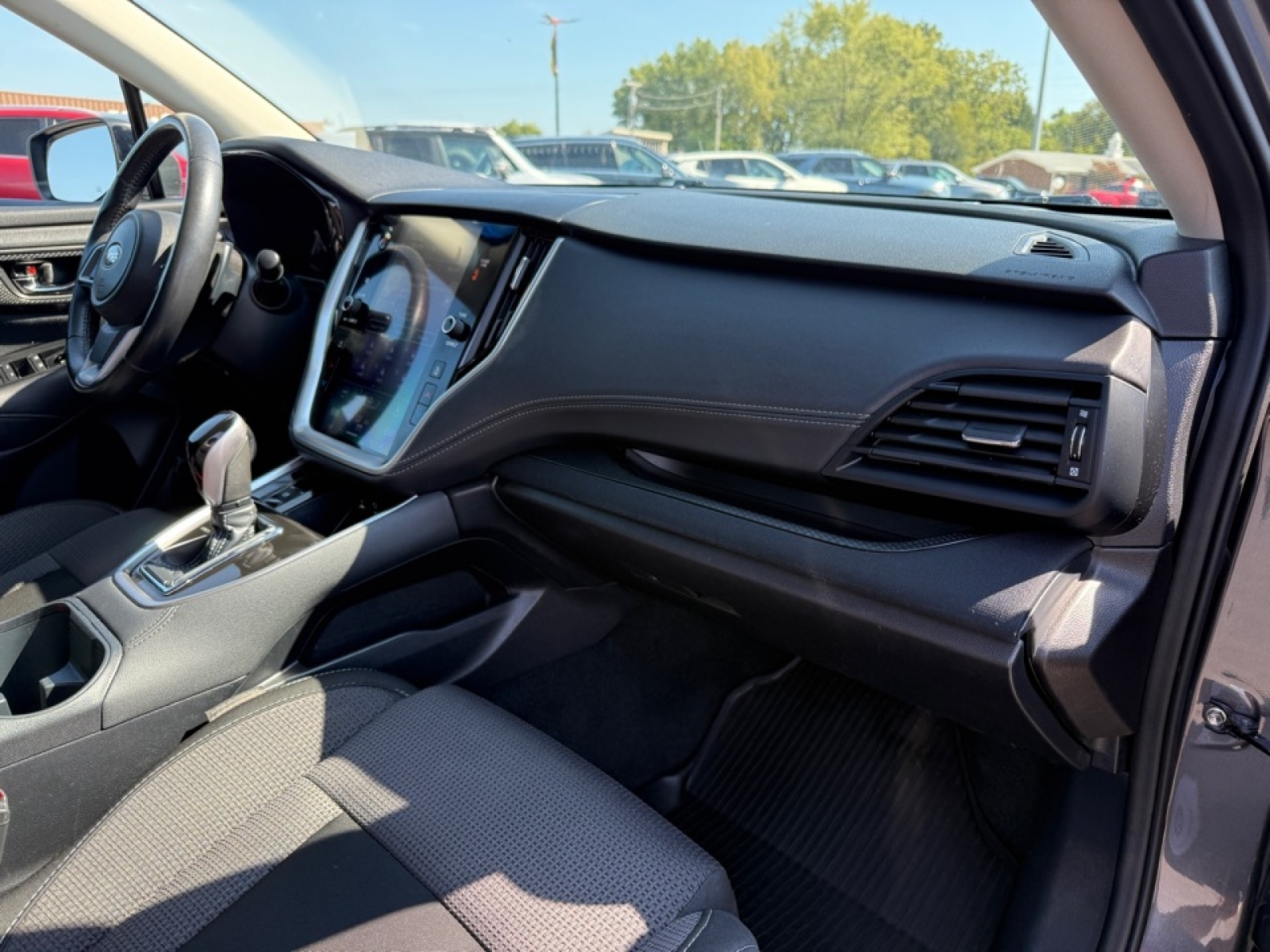 2022 Subaru Outback Premium, 38940, Photo