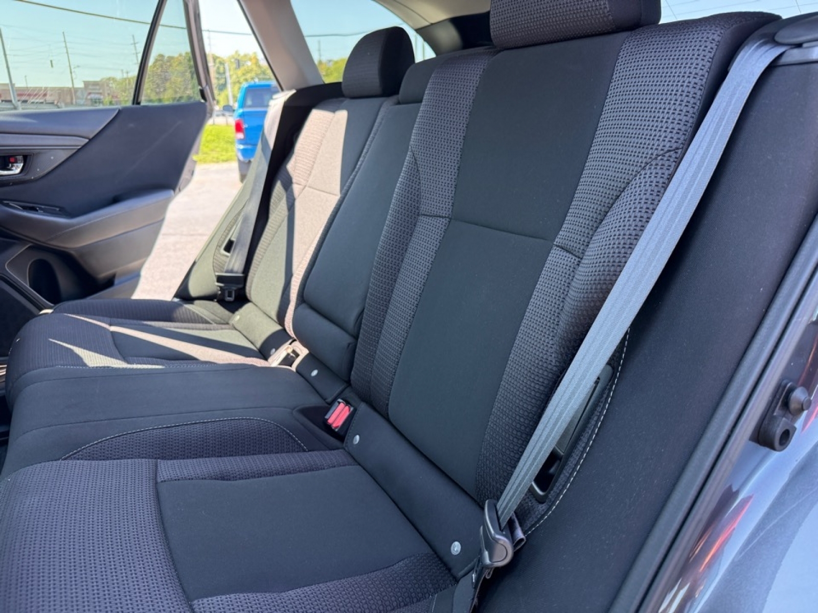 2022 Subaru Outback Premium, 38940, Photo