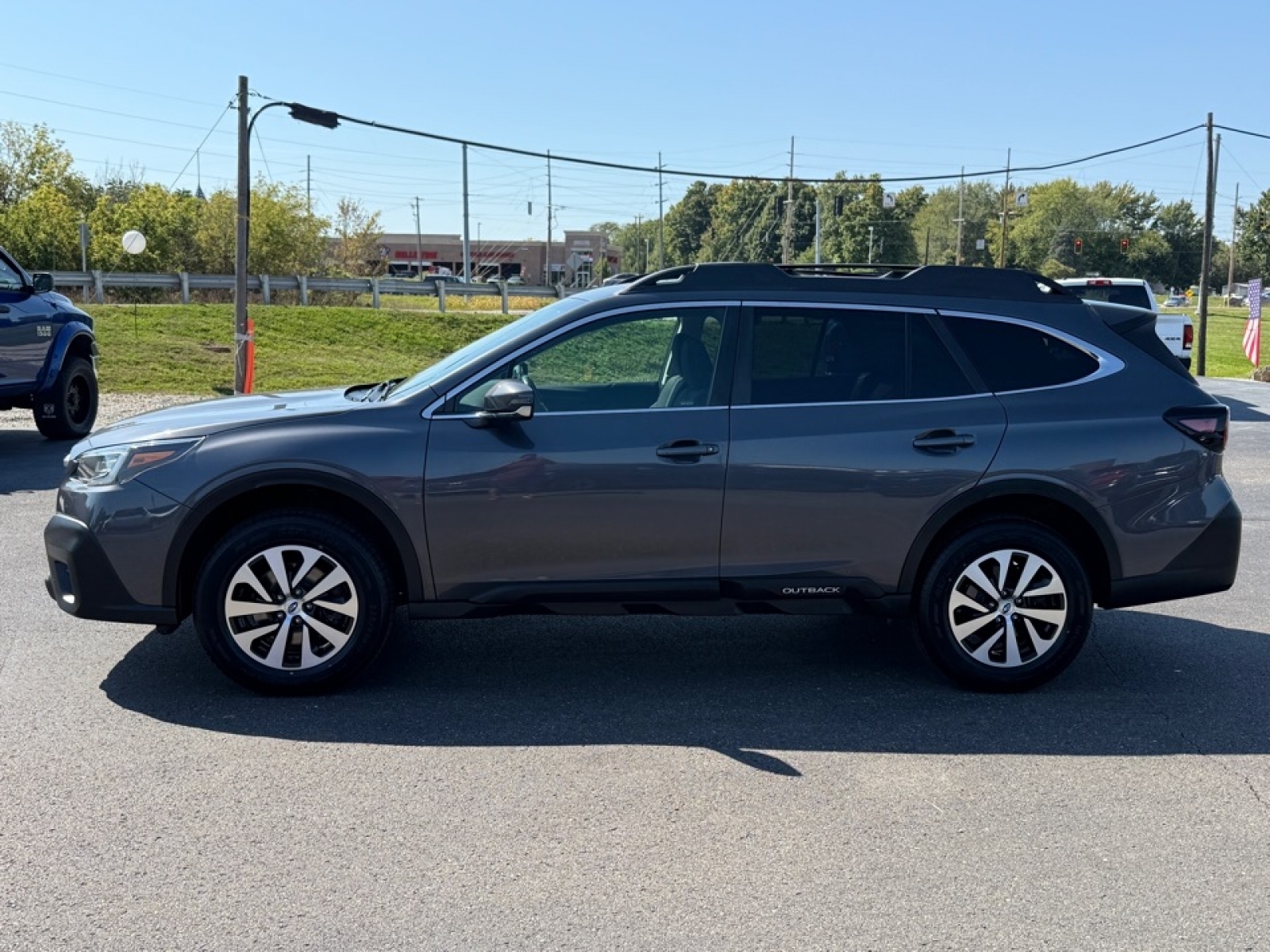 2022 Subaru Outback Premium, 38940, Photo