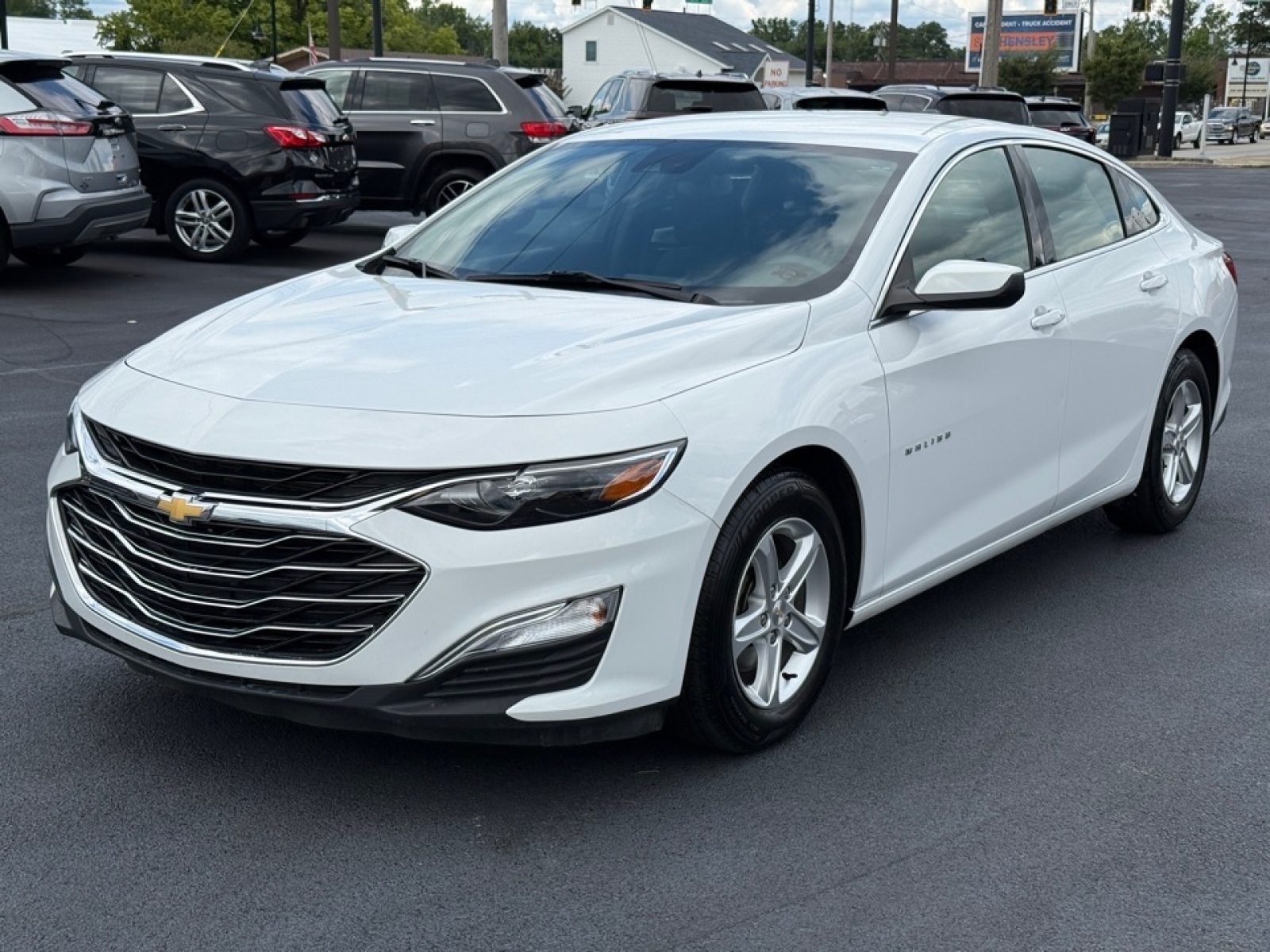 Image of 2023 Chevrolet Malibu FWD 1FL