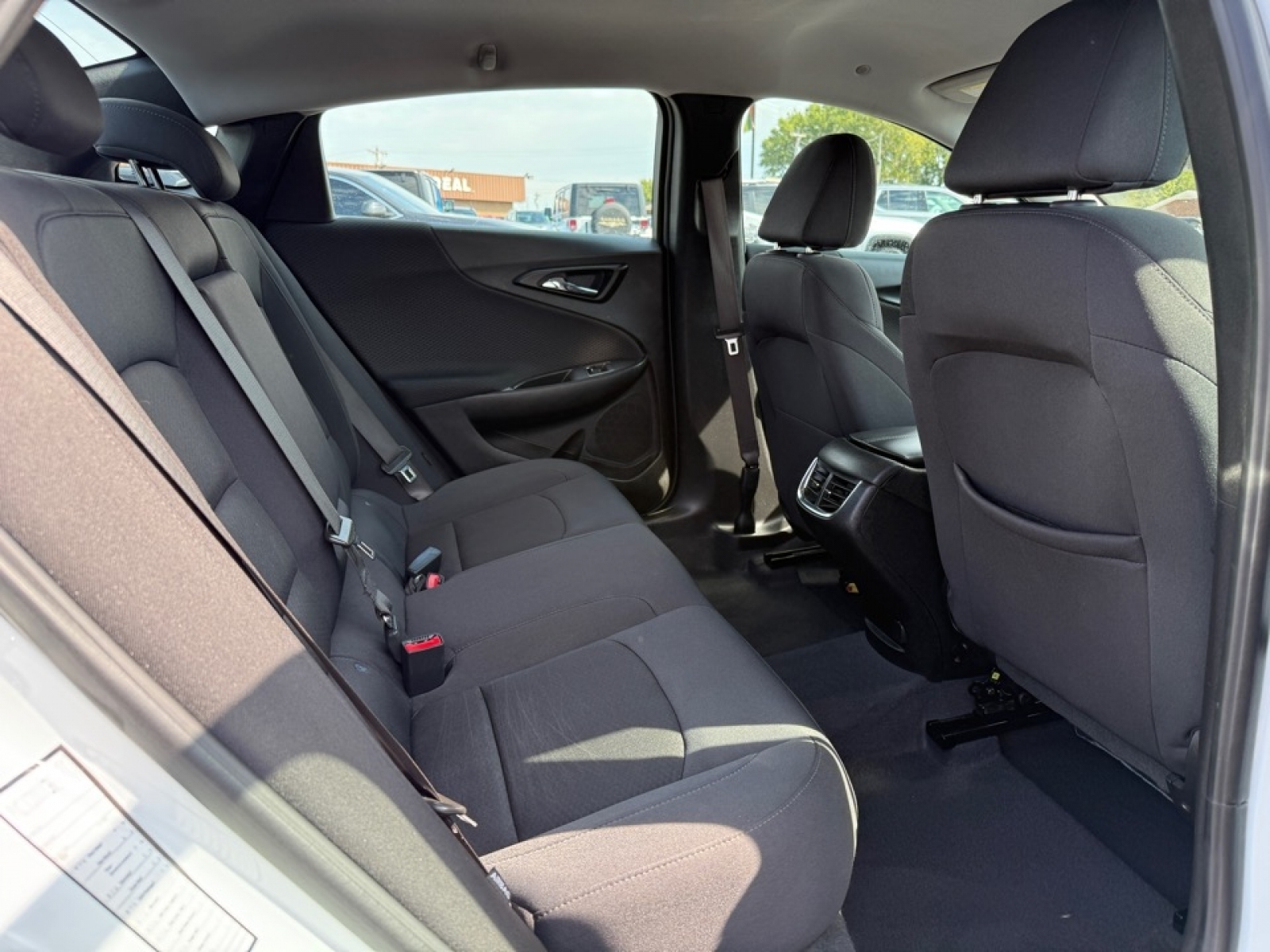 2023 Chevrolet Malibu FWD 1LT, 38904, Photo