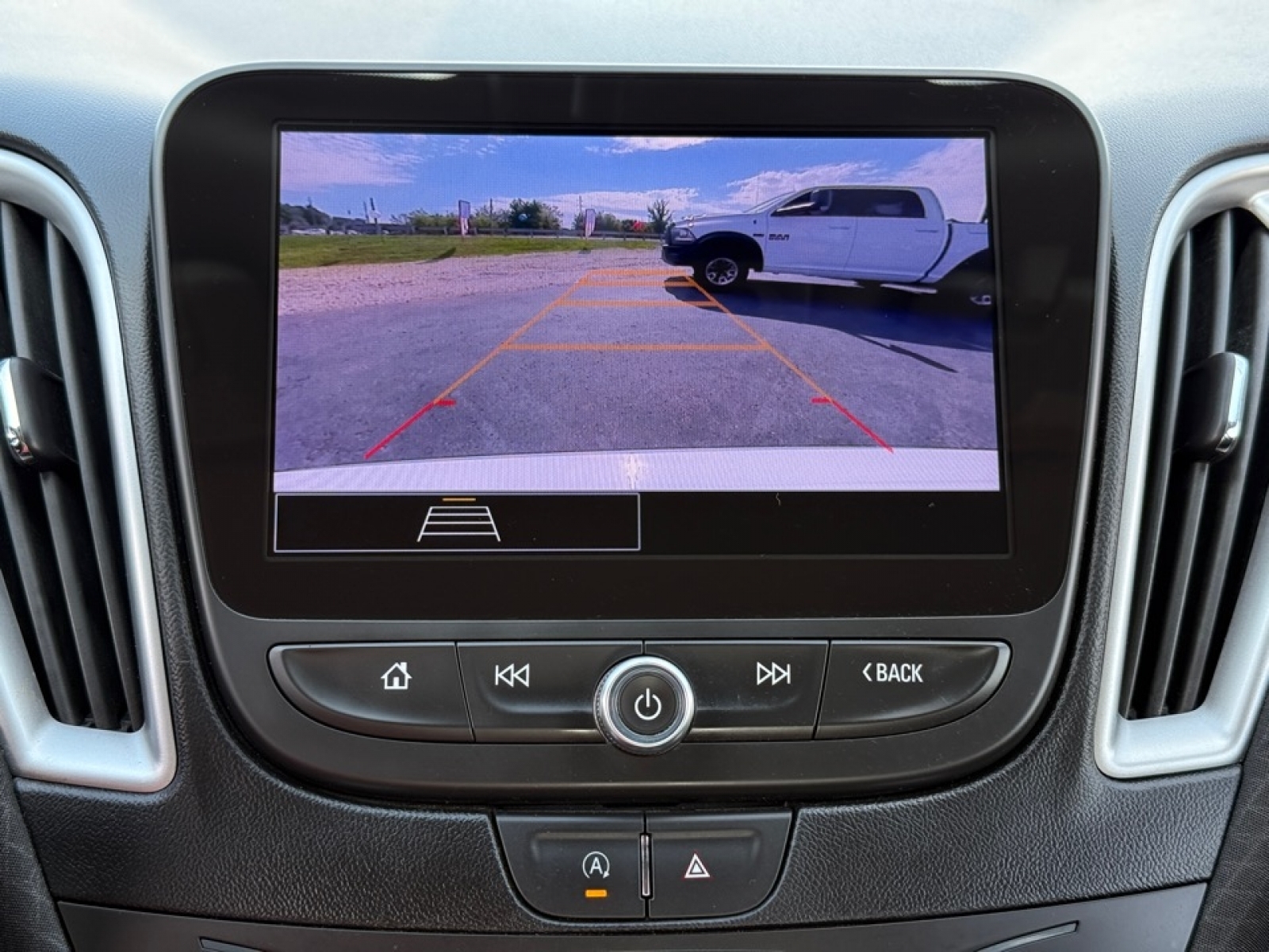 2023 Chevrolet Malibu FWD 1LT, 38904, Photo