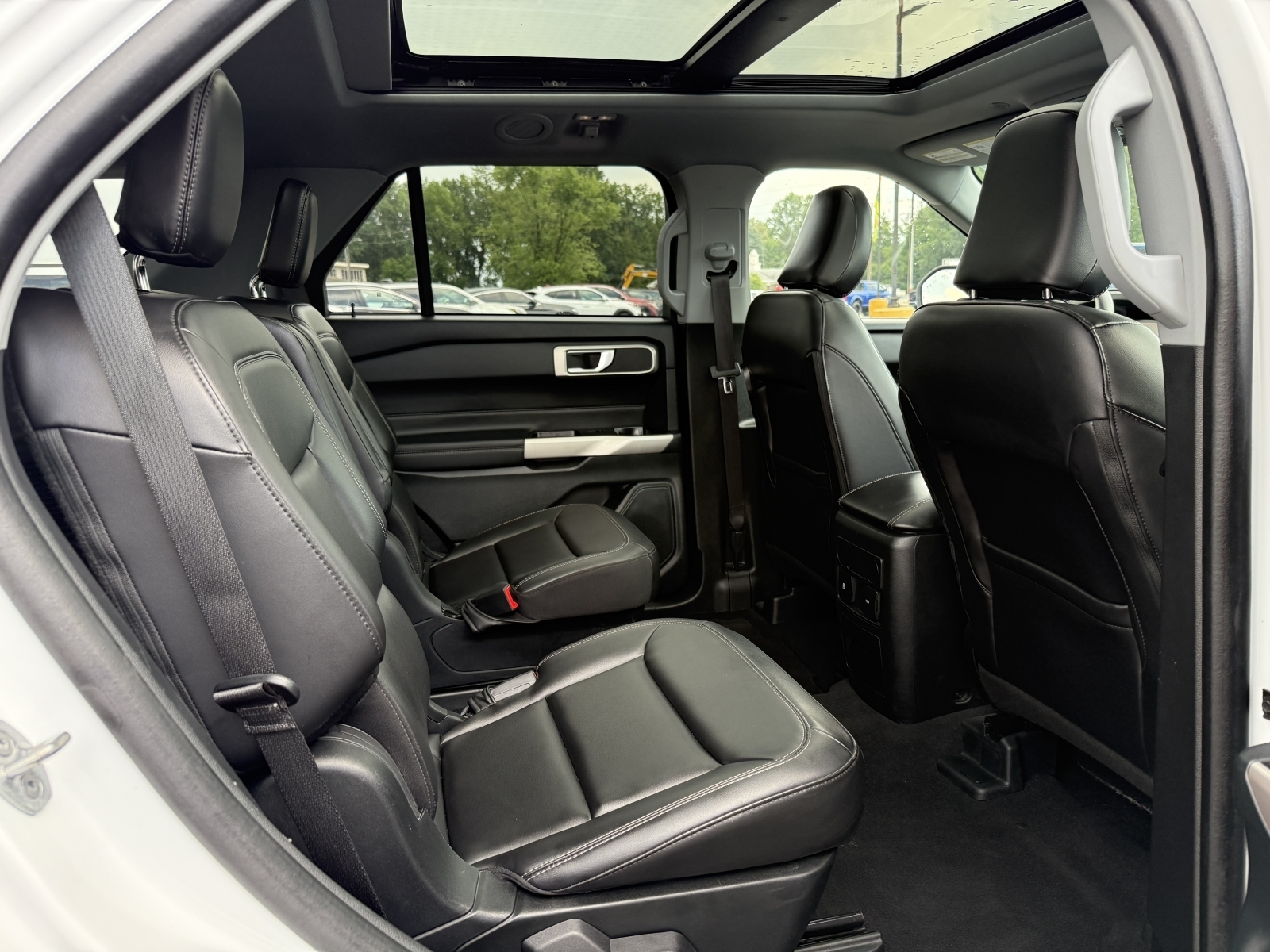 2023 Ford Explorer XLT, 38679, Photo