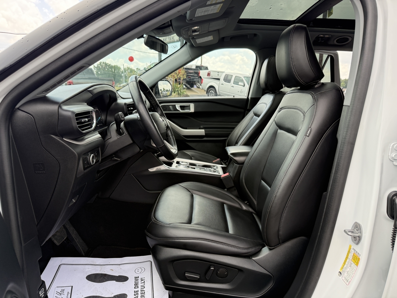 2023 Ford Explorer XLT, 38679, Photo