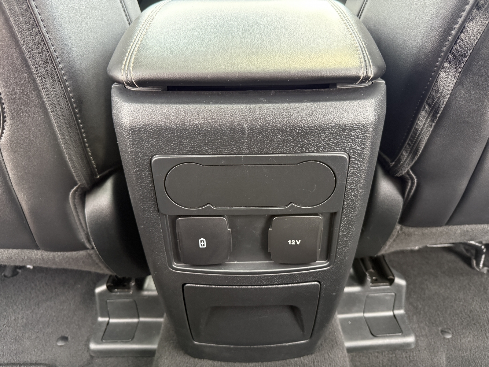 2023 Ford Explorer XLT, 38679, Photo