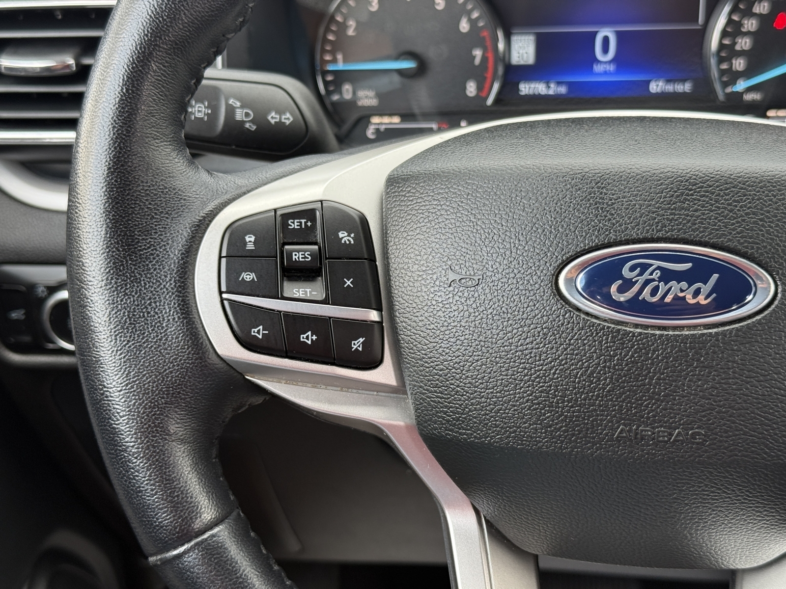 2023 Ford Explorer XLT, 38679, Photo