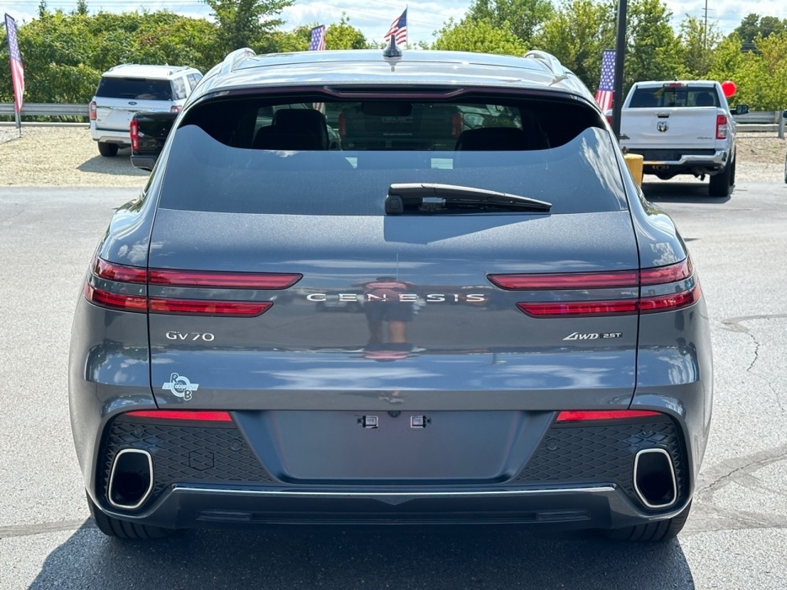 2023 Genesis GV70