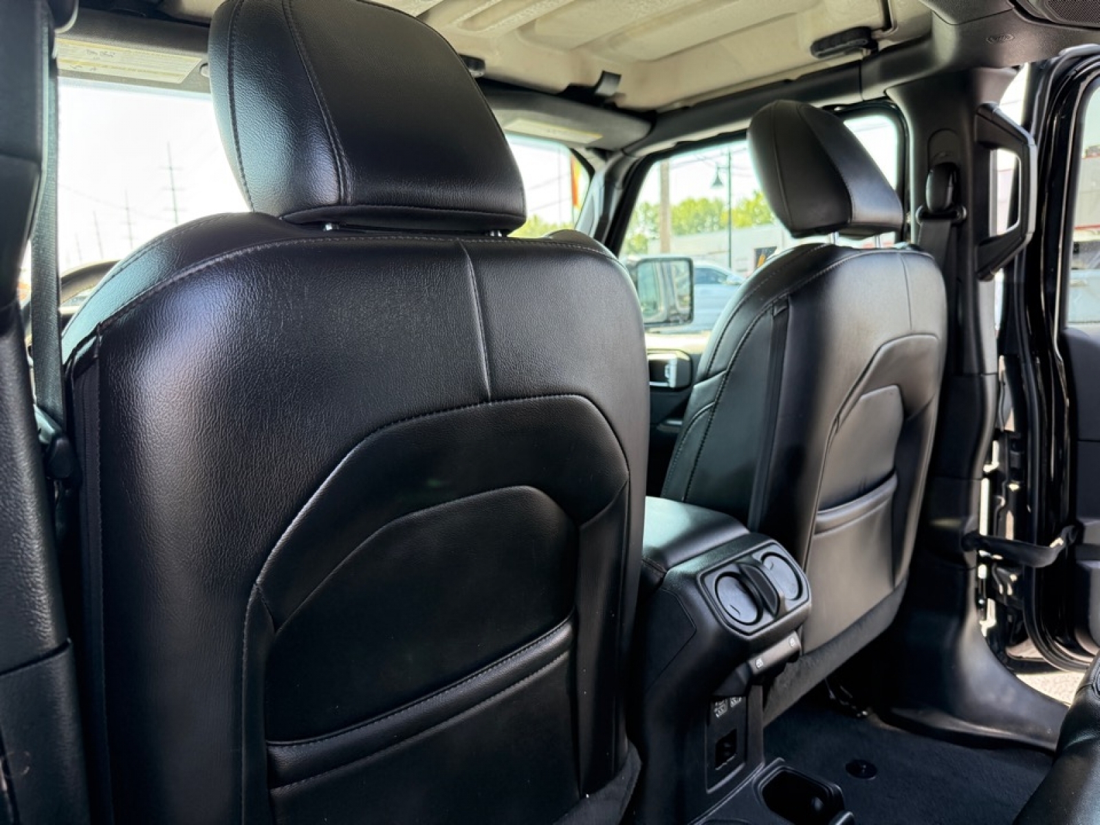 2023 Jeep Gladiator High Altitude 4x4, 38942, Photo