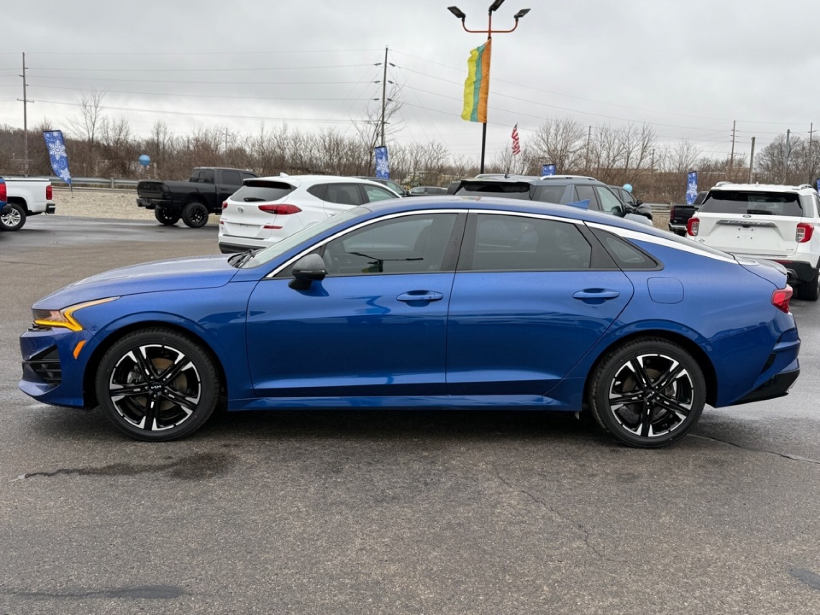 2023 Kia K5 GT-Line photo 5