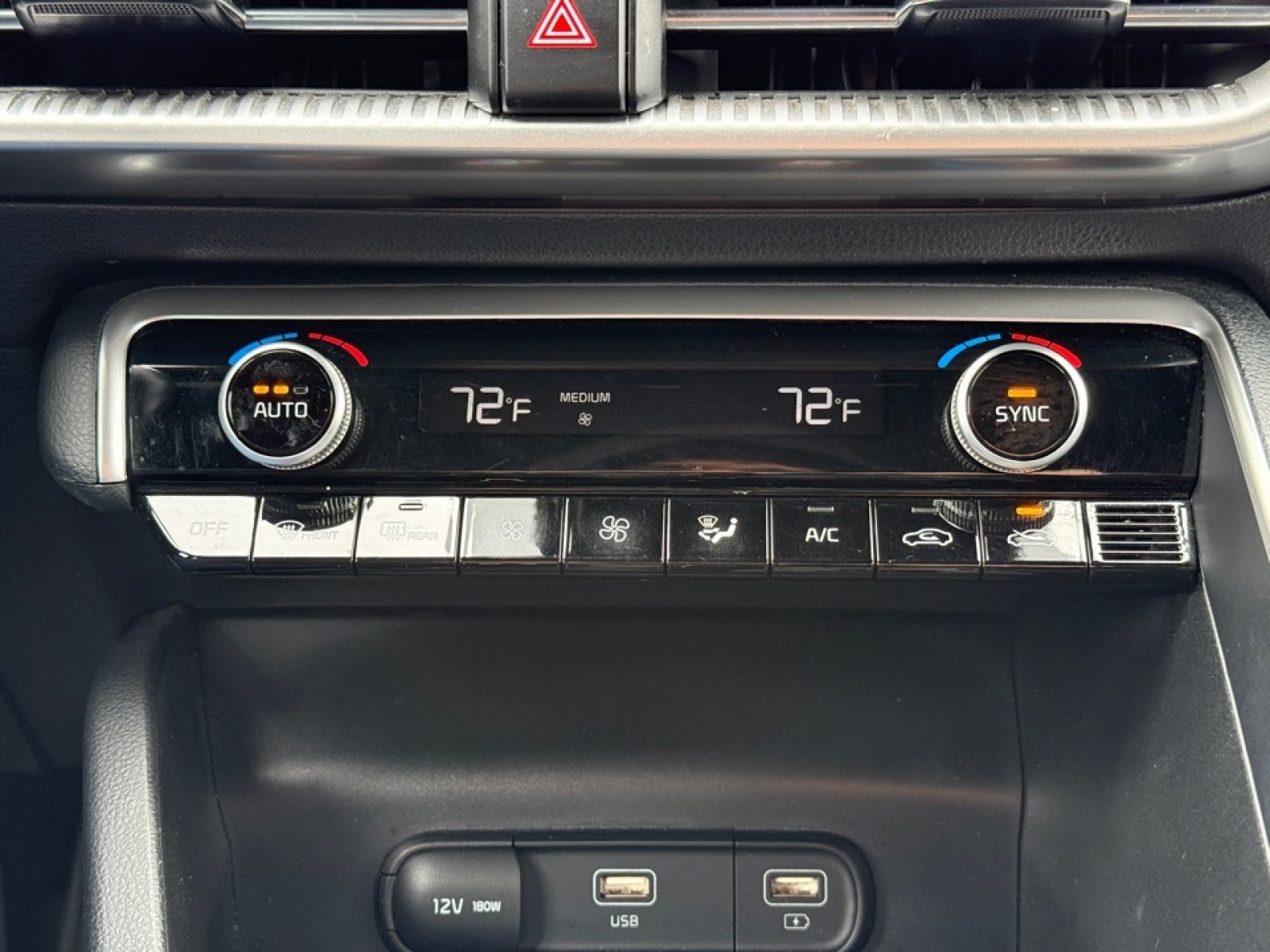 2023 Kia K5 GT-Line, 38218, Photo