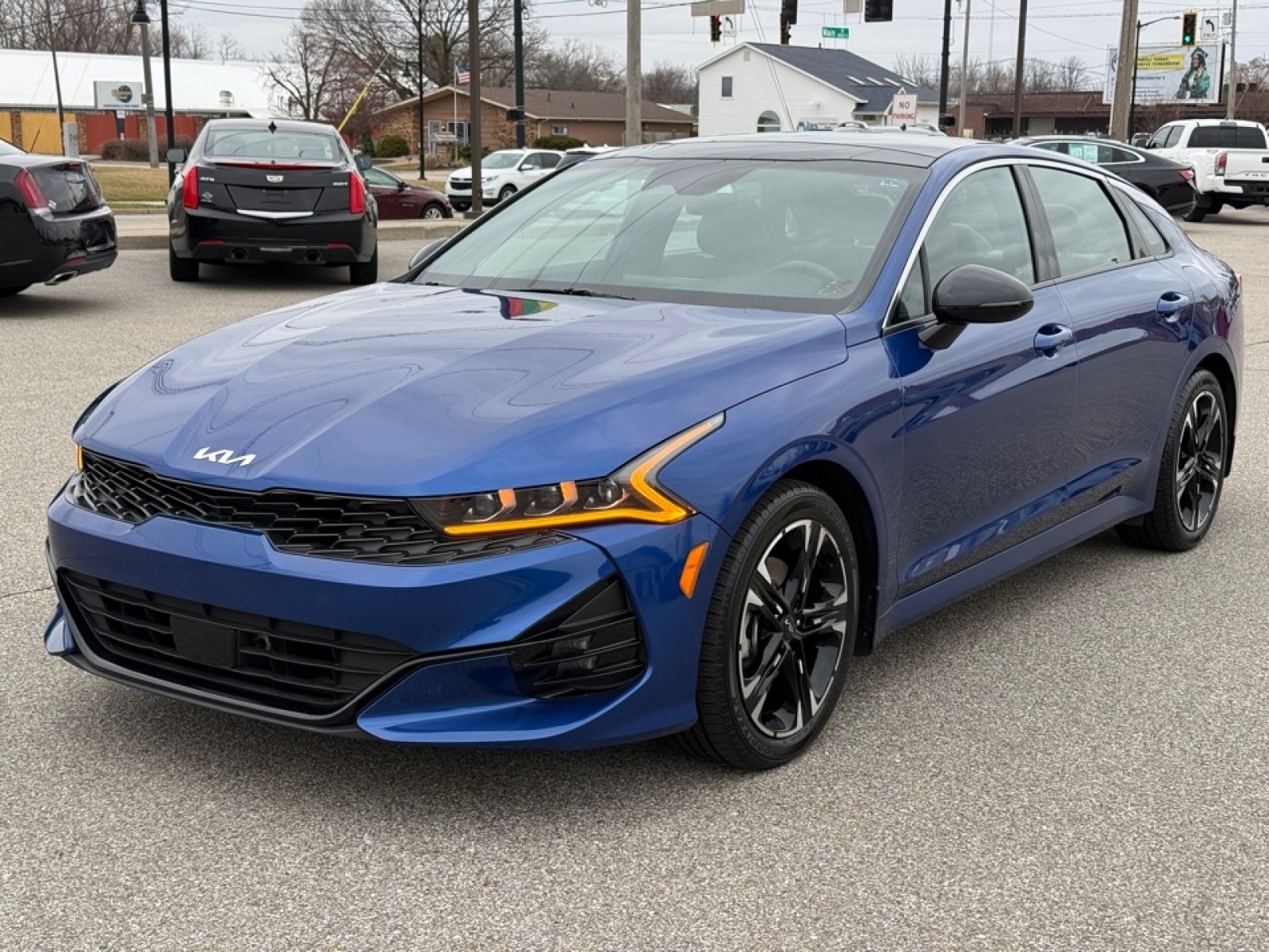 2023 Kia K5 GT-Line photo 4