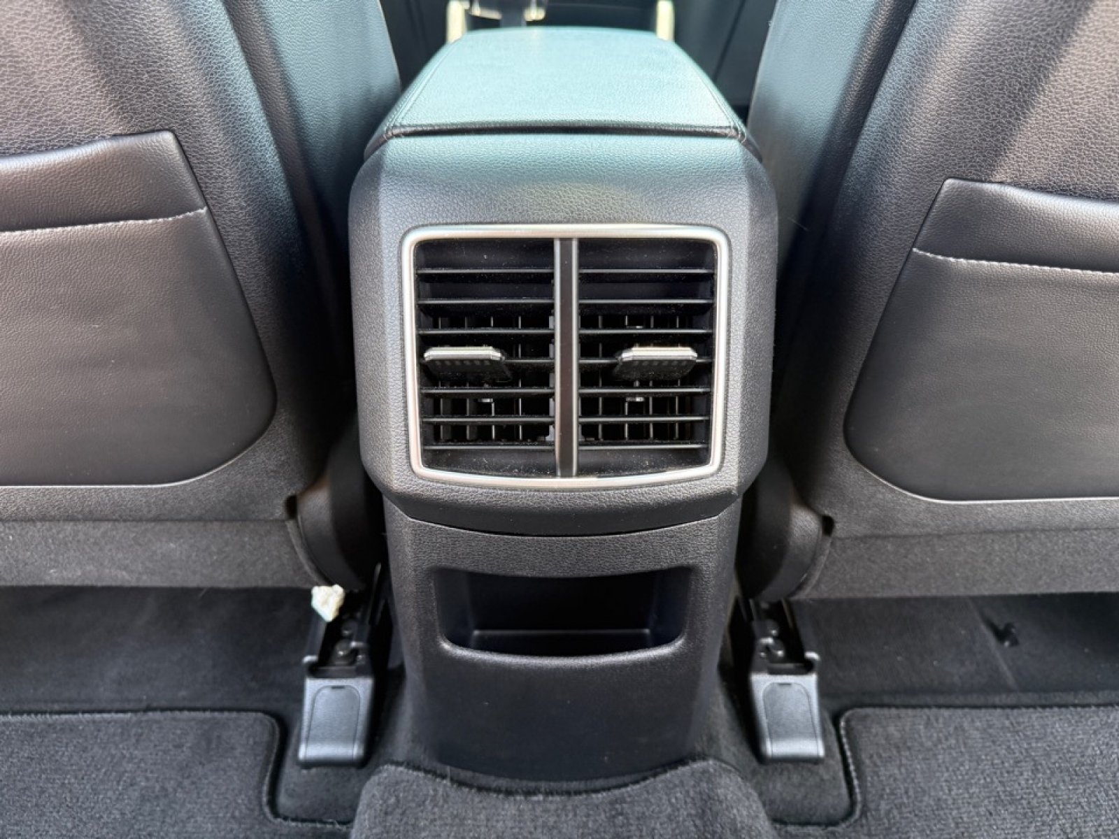 2023 Kia Sportage X-Line photo 30