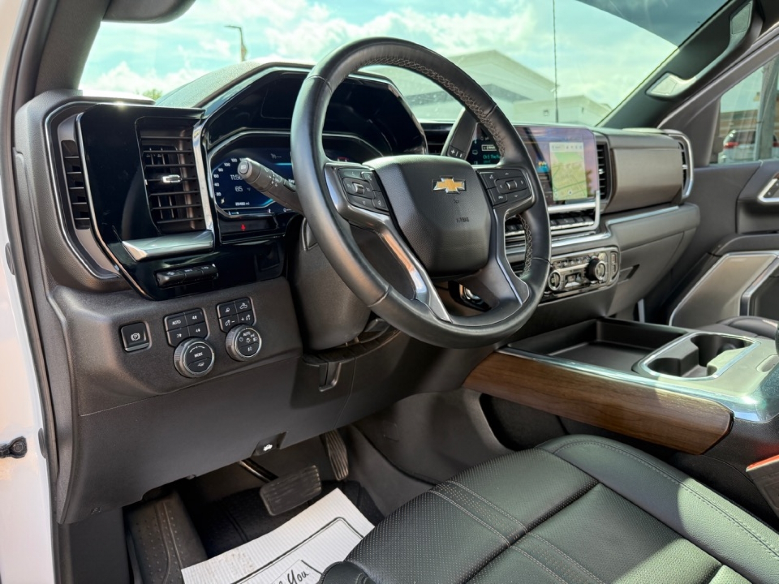 2024 Chevrolet Silverado 2500HD 4WD Crew Cab Standard Bed High Country, 38870, Photo