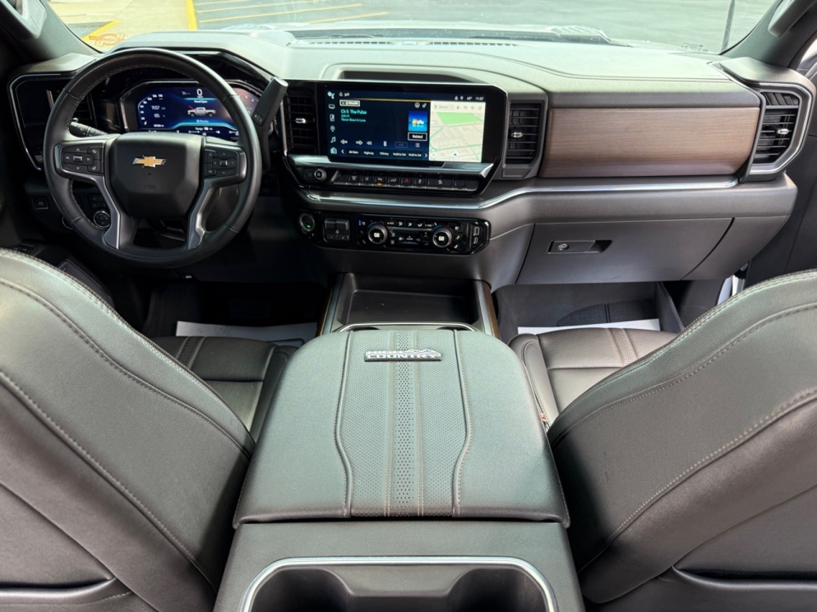 2024 Chevrolet Silverado 2500HD 4WD Crew Cab Standard Bed High Country, 38870, Photo