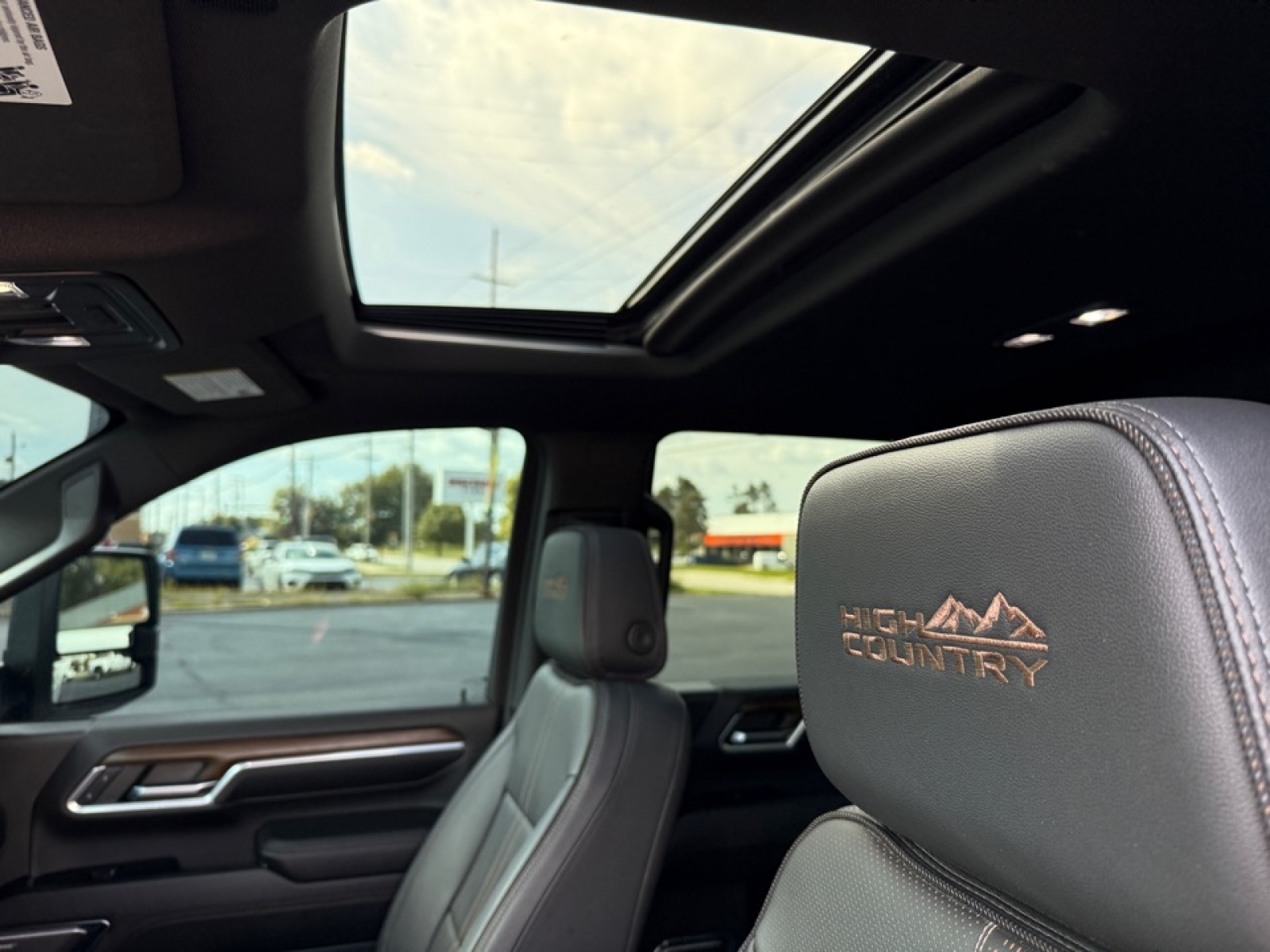 2024 Chevrolet Silverado 2500HD 4WD Crew Cab Standard Bed High Country, 38870, Photo