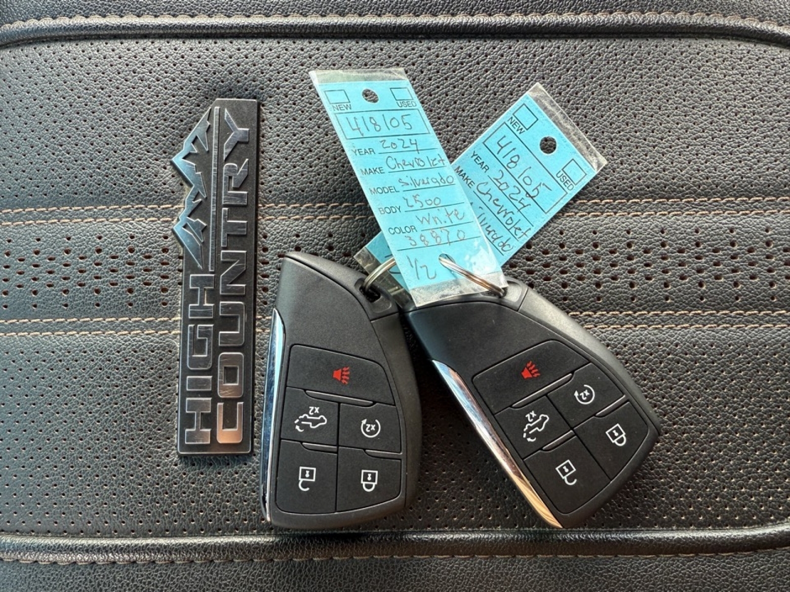 2024 Chevrolet Silverado 2500HD 4WD Crew Cab Standard Bed High Country, 38870, Photo