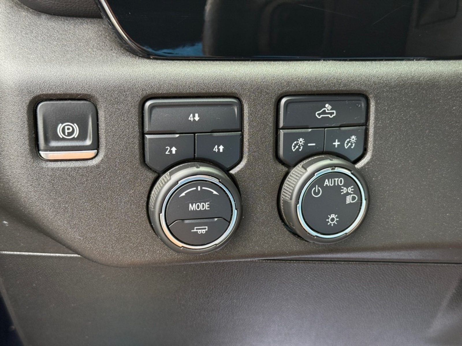 2024 Chevrolet Silverado 3500HD 4WD Crew Cab Long Bed LT, 38839, Photo