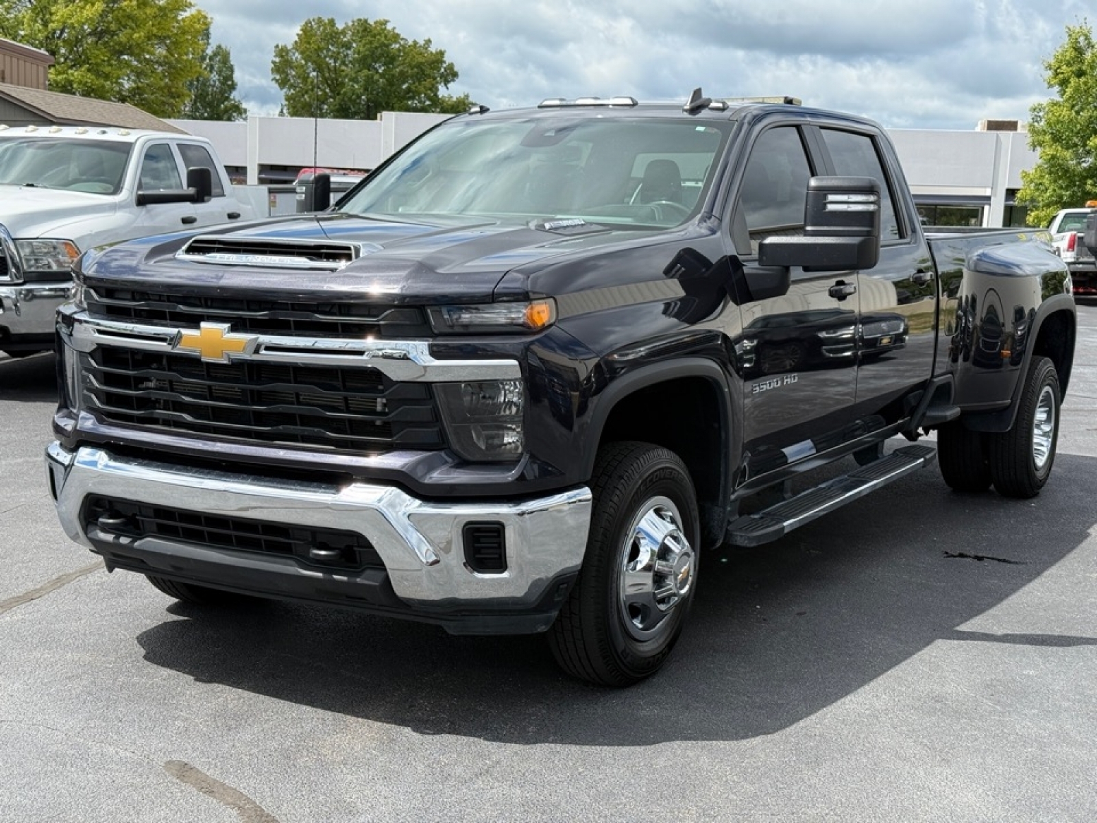2024 Chevrolet Silverado 3500HD 4WD Crew Cab Long Bed LT, 38839, Photo