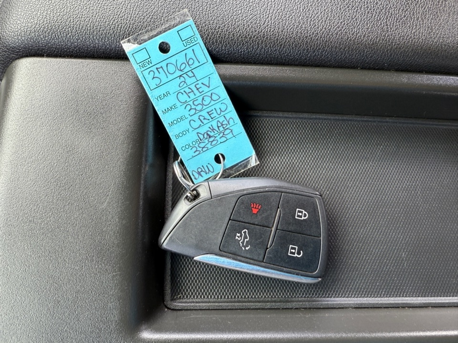 2024 Chevrolet Silverado 3500HD 4WD Crew Cab Long Bed LT, 38839, Photo