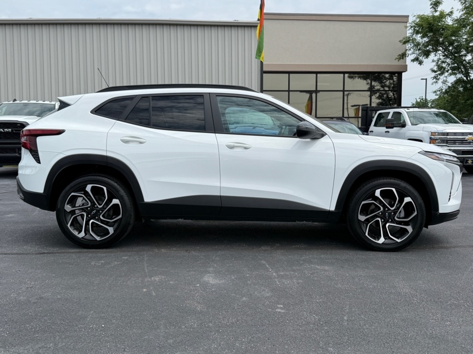 2024 Chevrolet Trax photo 9