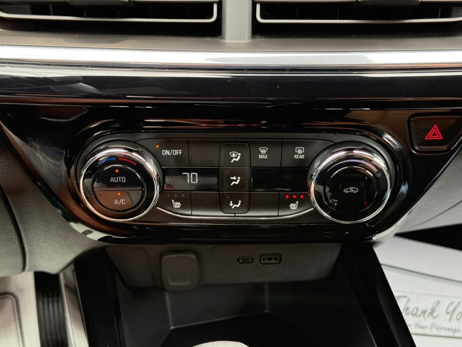 2024 Chevrolet Trax photo 28