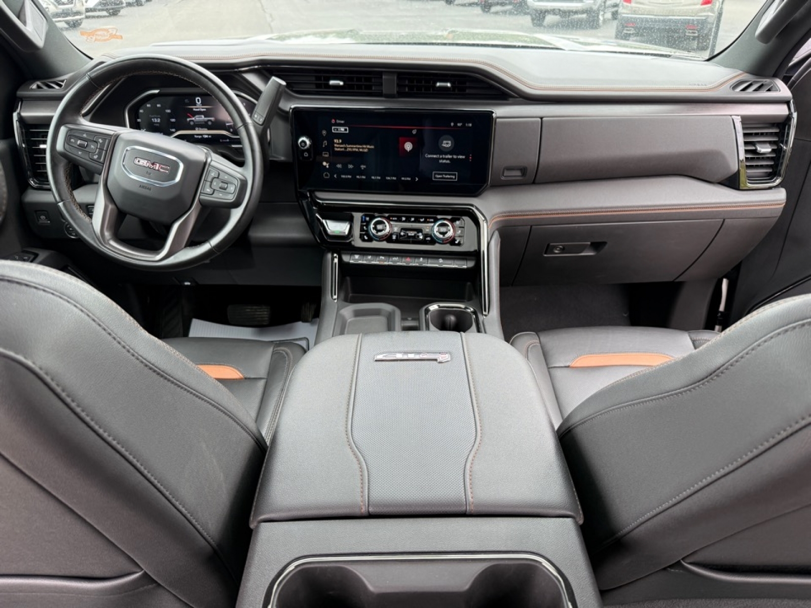 2024 GMC Sierra 2500HD 4WD Crew Cab Standard Bed AT4, 38446, Photo