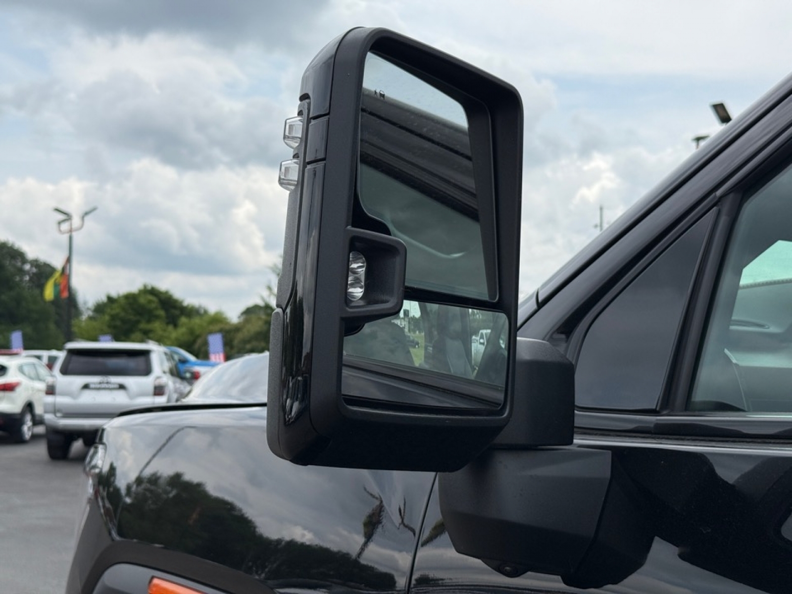 2024 GMC Sierra 2500HD 4WD Crew Cab Standard Bed AT4, 38446, Photo