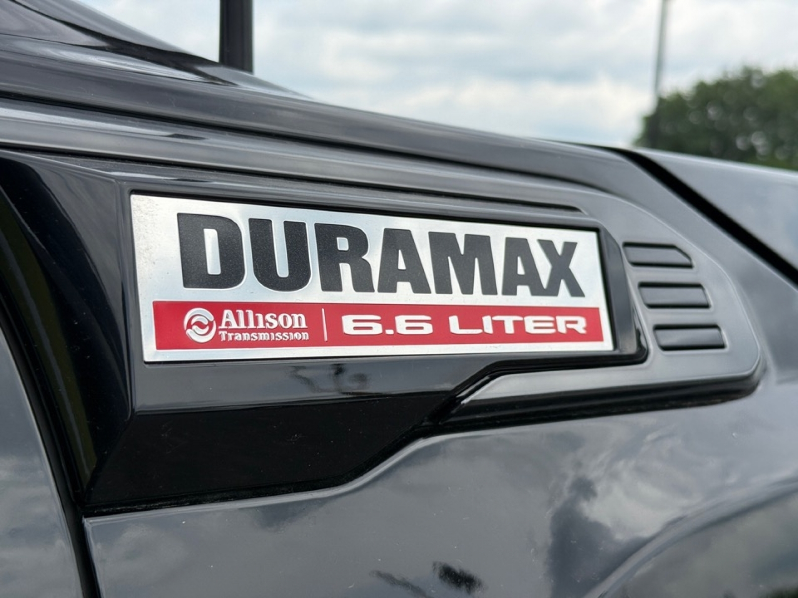 2024 GMC Sierra 2500HD 4WD Crew Cab Standard Bed AT4, 38446, Photo