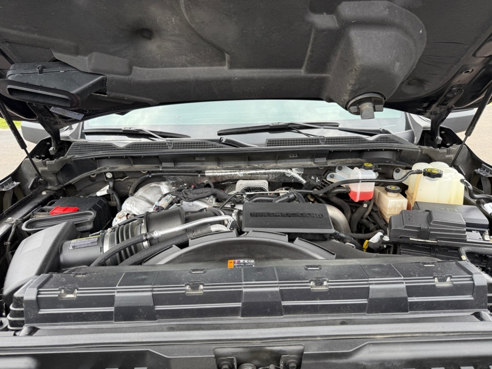 2024 GMC Sierra 2500HD 4WD Crew Cab Standard Bed AT4, 38446, Photo