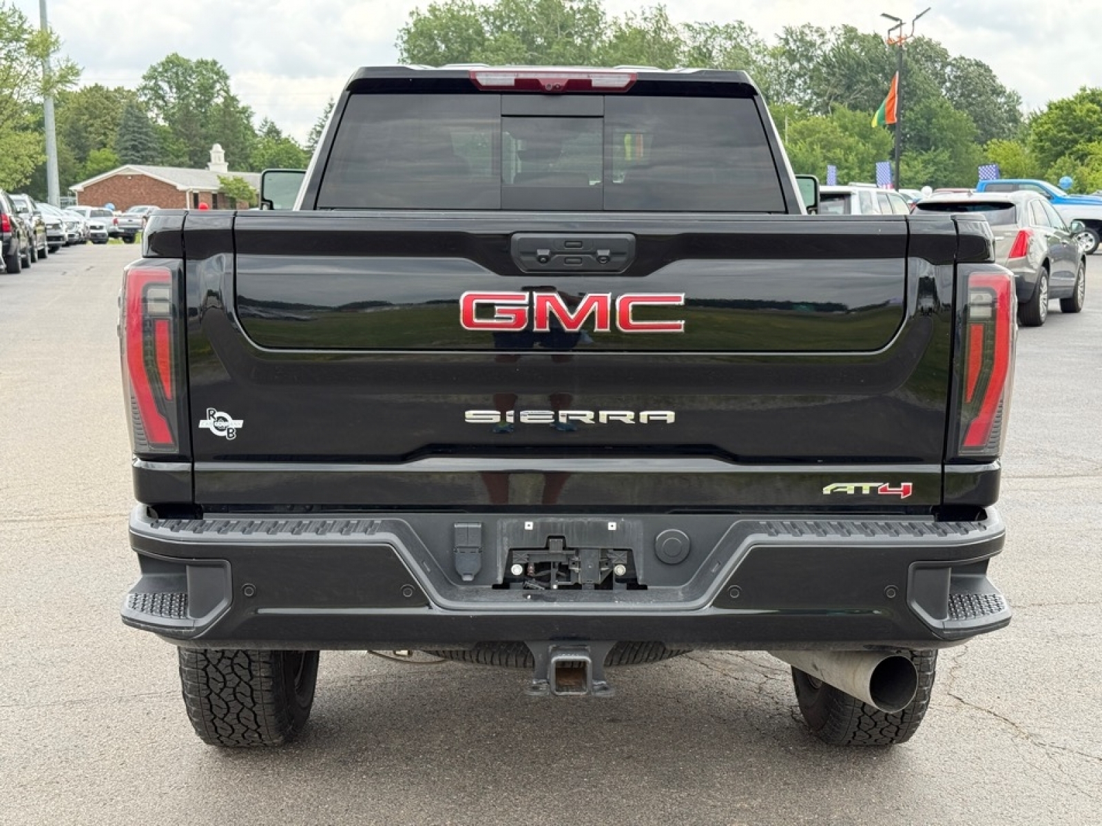 2024 GMC Sierra 2500HD 4WD Crew Cab Standard Bed AT4, 38446, Photo