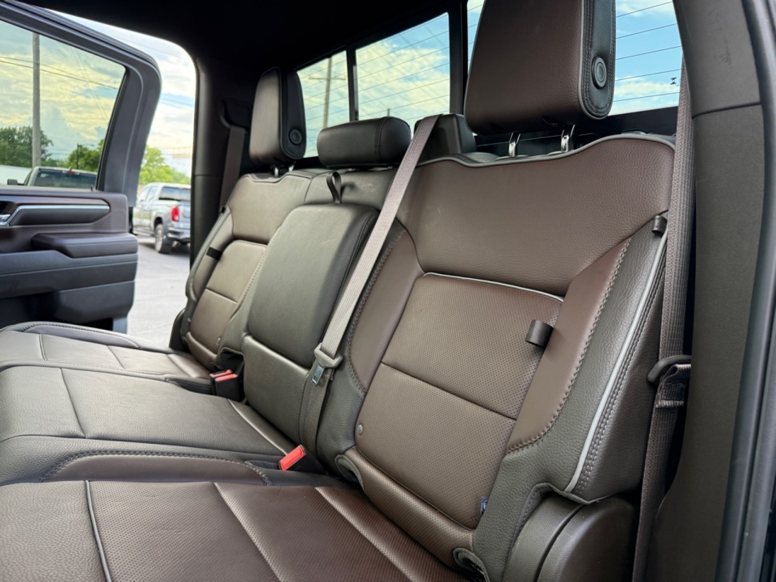 2024 Gmc Sierra HD Denali photo 17