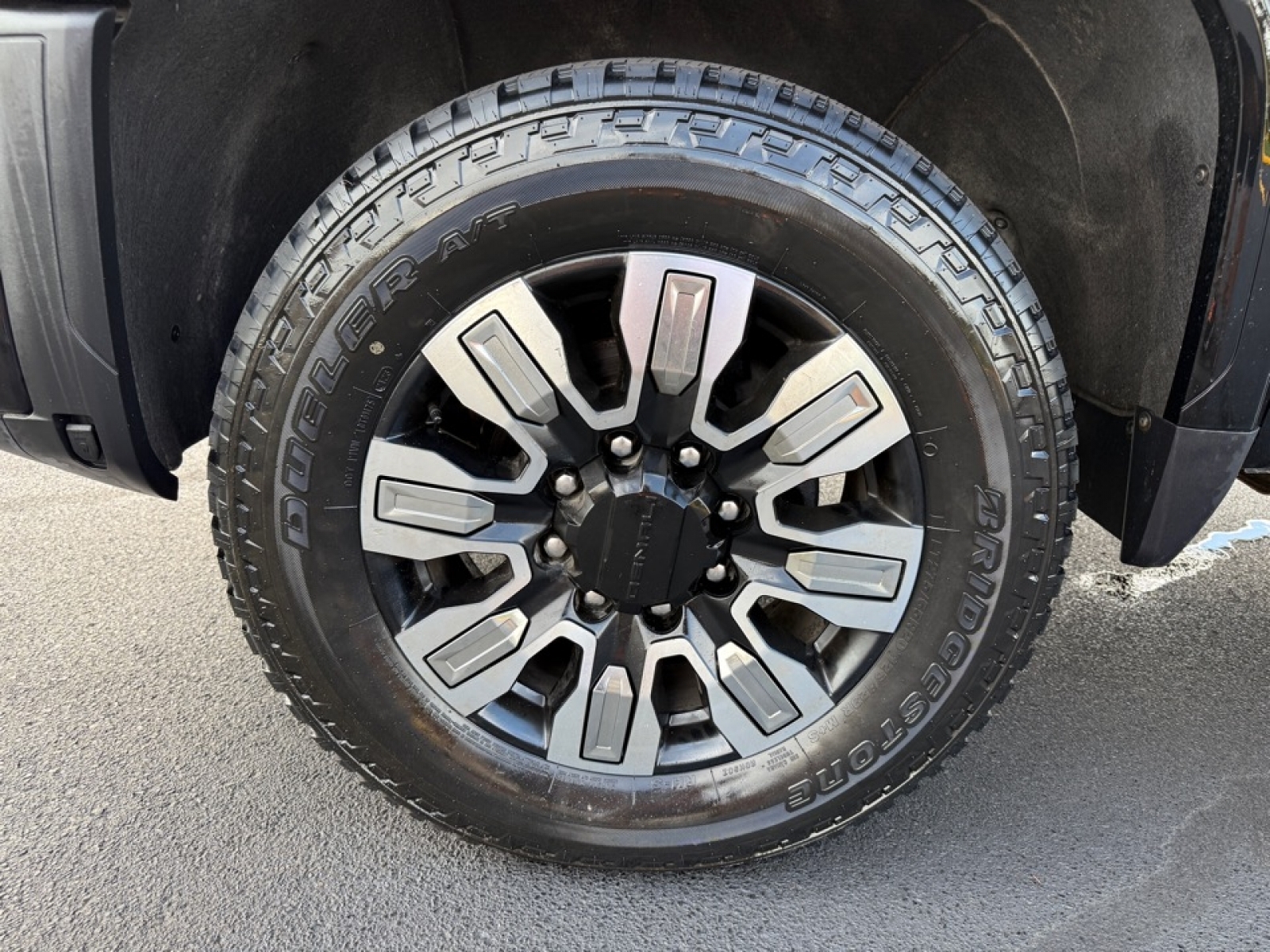 2024 Gmc Sierra HD Denali photo 38