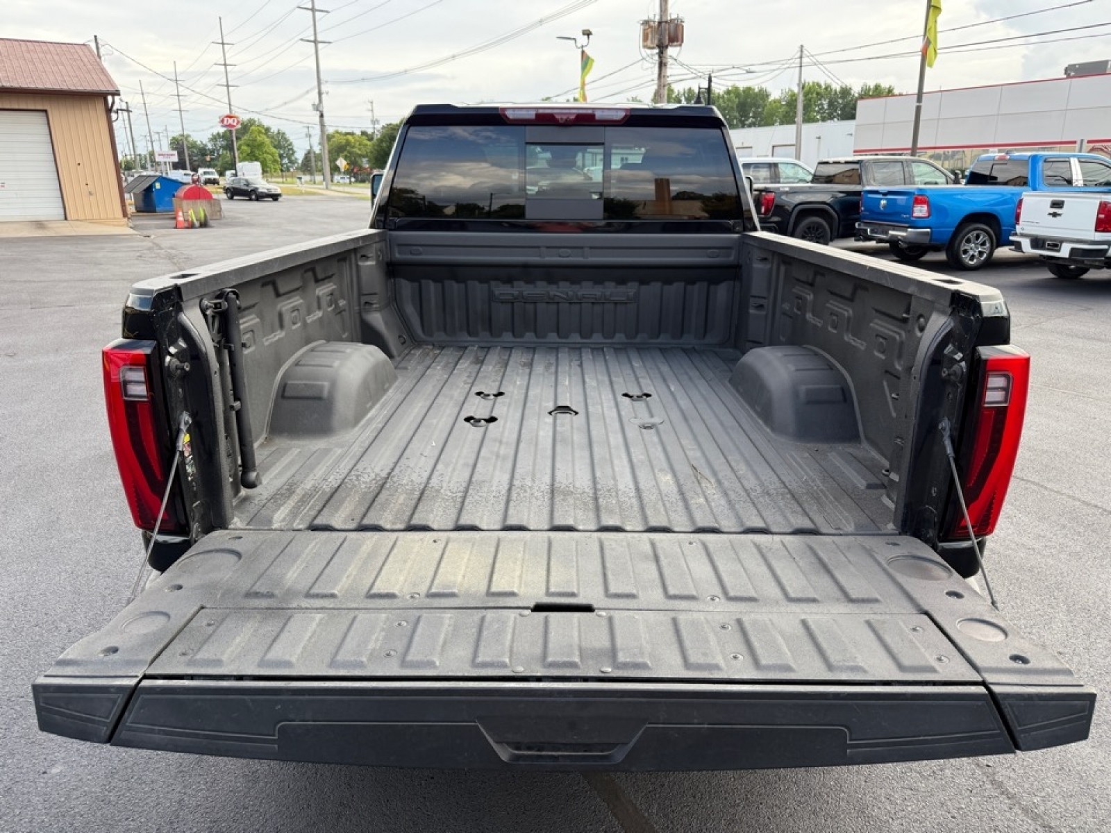 2024 Gmc Sierra HD Denali photo 39