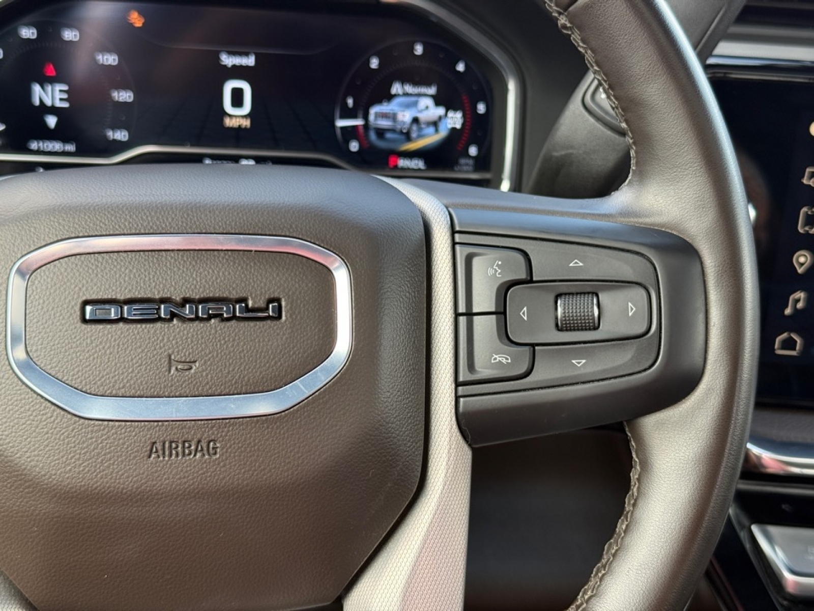 2024 Gmc Sierra HD Denali photo 24